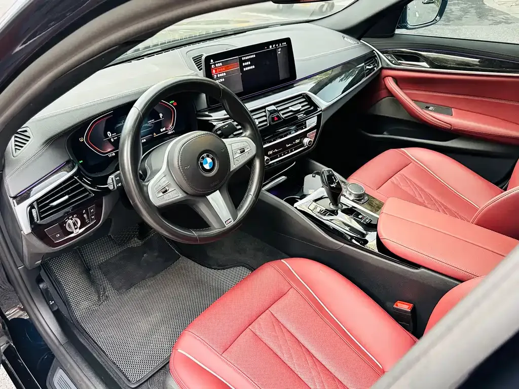 BMW 5 Series — фото 4