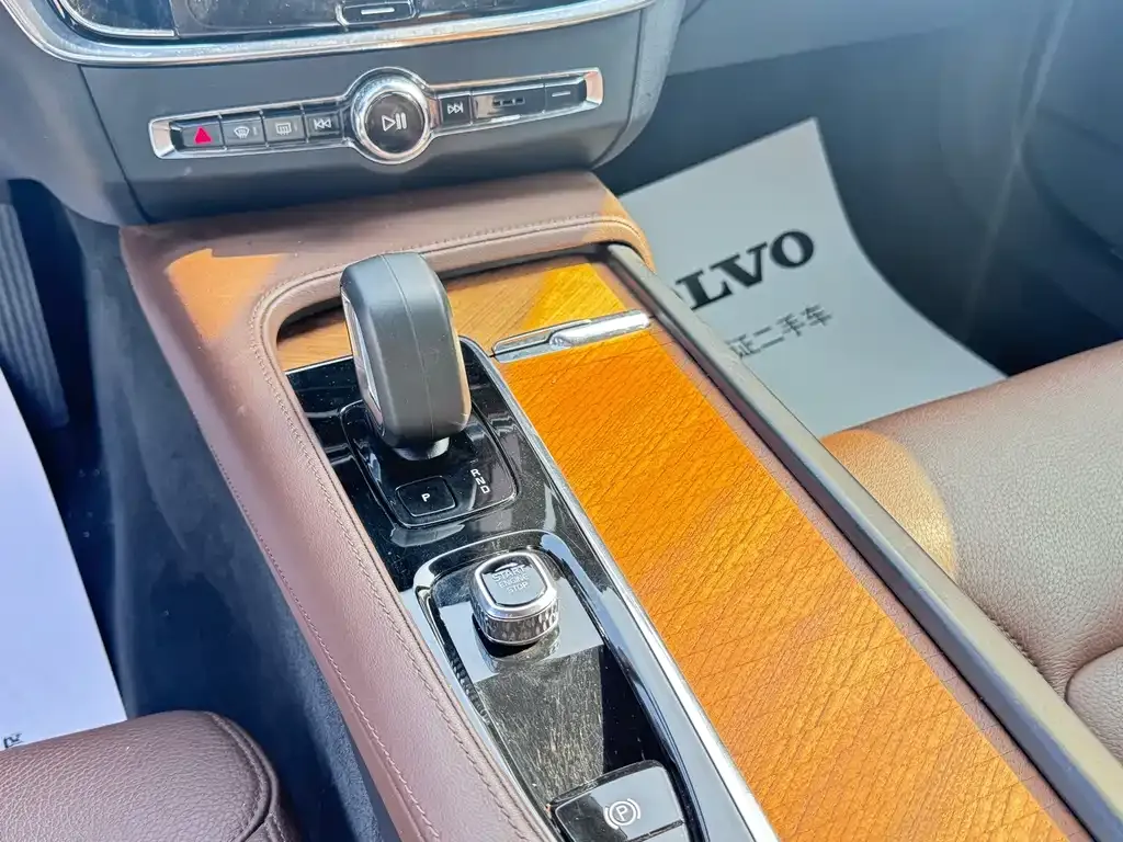 Volvo S90 — фото 5