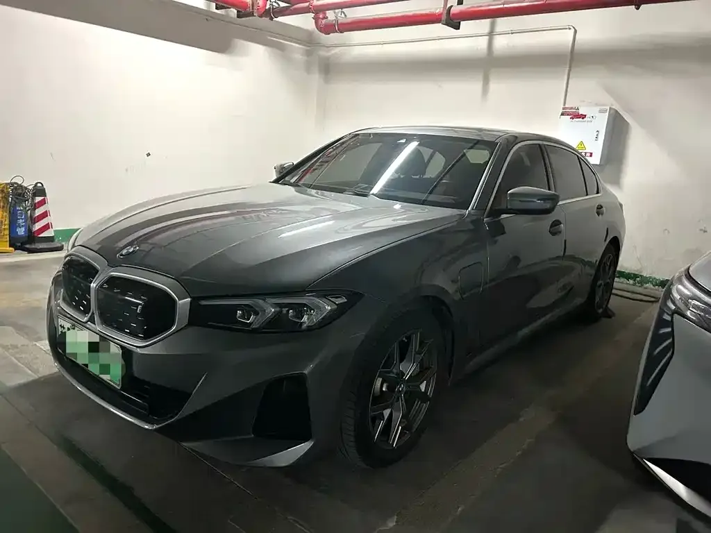 BMW i3 — фото 1