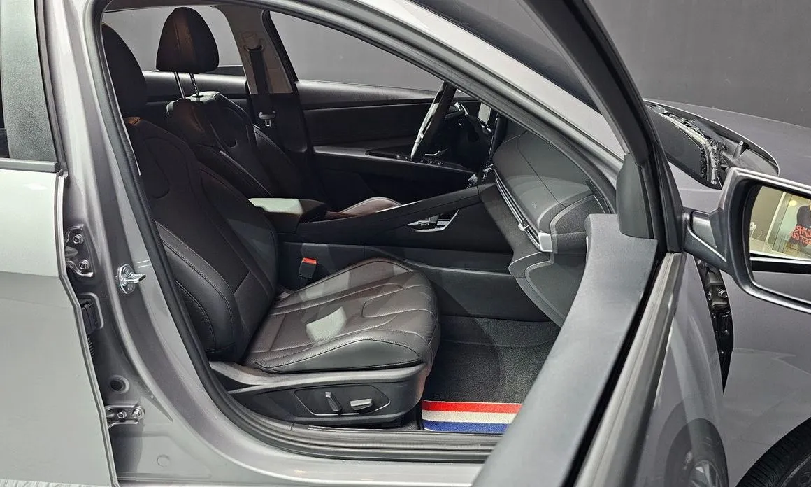 Hyundai AVANTE — фото 9