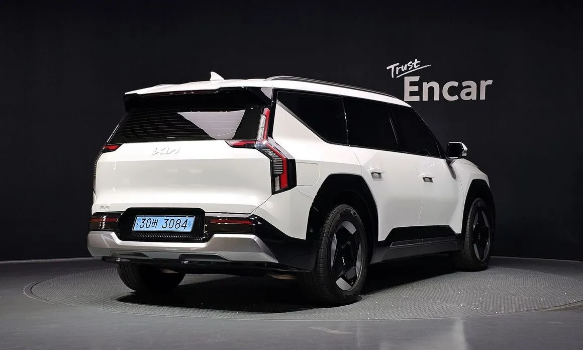 Kia EV9 2024 из KR, фото 4