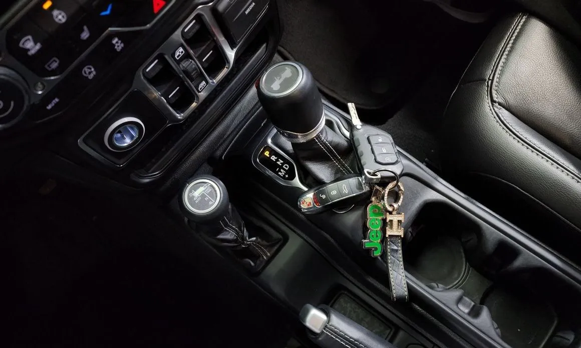 Jeep Wrangler 2022 из KR, фото 4