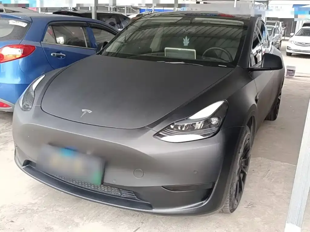 Tesla Model Y — фото 6
