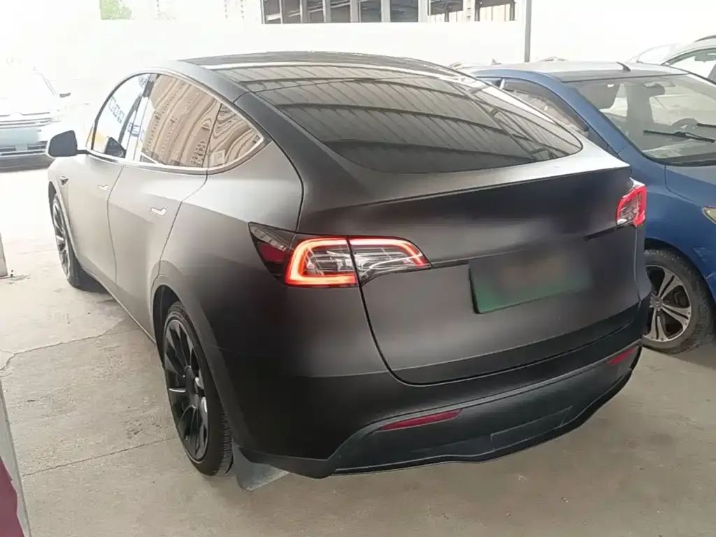 Tesla Model Y — фото 5