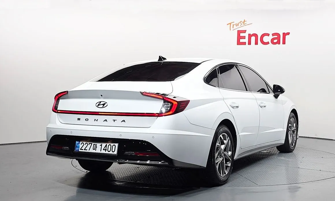 Hyundai Sonata 2022 из KR, фото 2