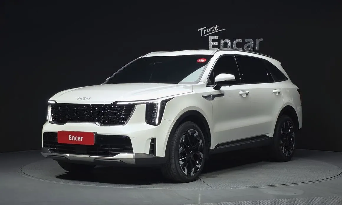 Kia Sorento — фото 1
