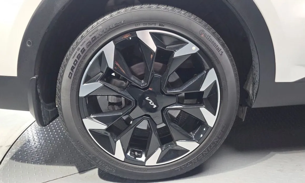 Kia Sorento — фото 7