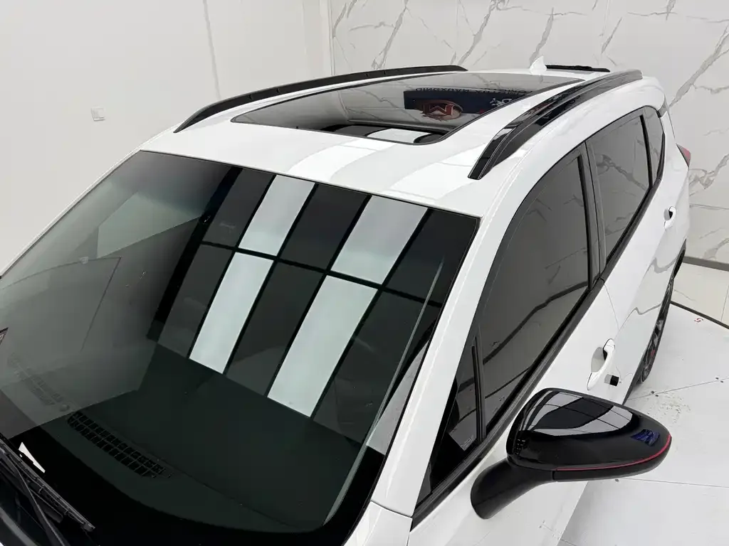 Chevrolet Volando 2021 из CN, фото 3