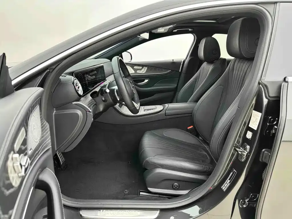 Mercedes-Benz CLS — фото 5