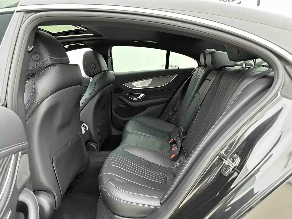 Mercedes-Benz CLS — фото 2