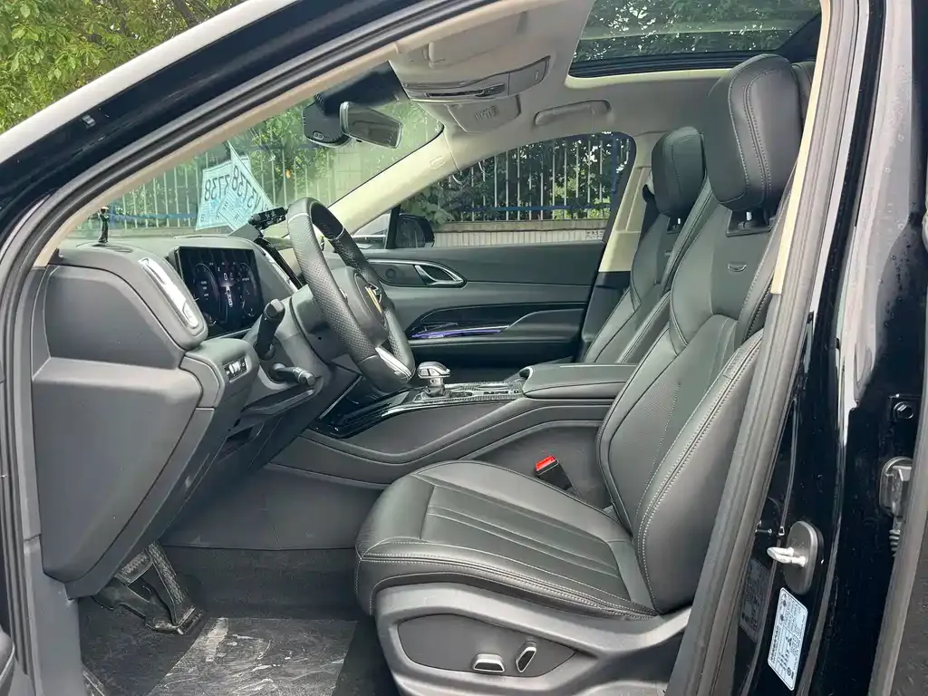 Hongqi HS3 2024 из CN, фото 2