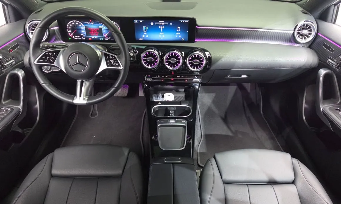 Mercedes-Benz A-Class — фото 10