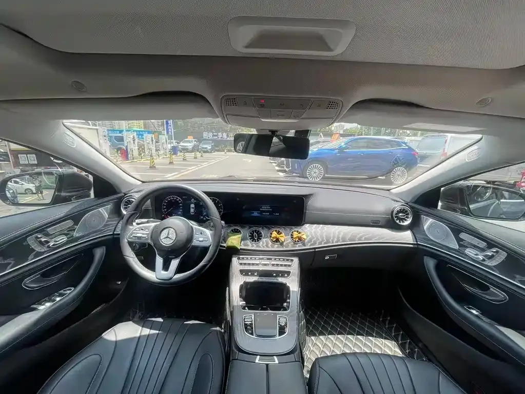 Mercedes-Benz CLS — фото 4