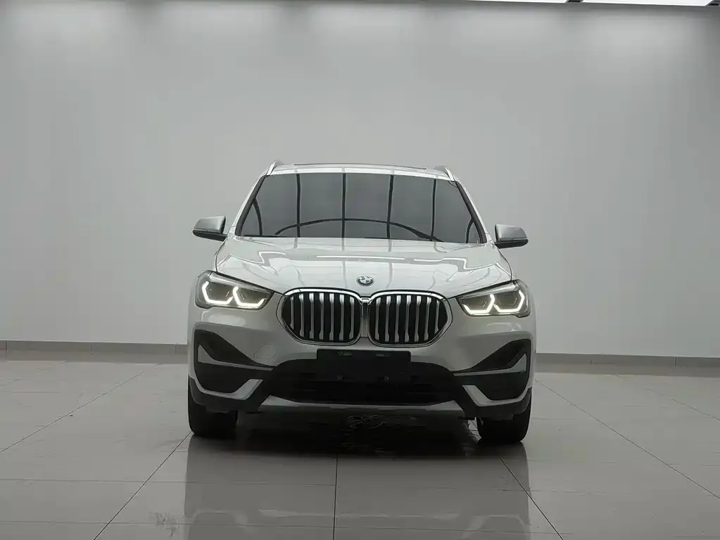 BMW X1 — фото 2