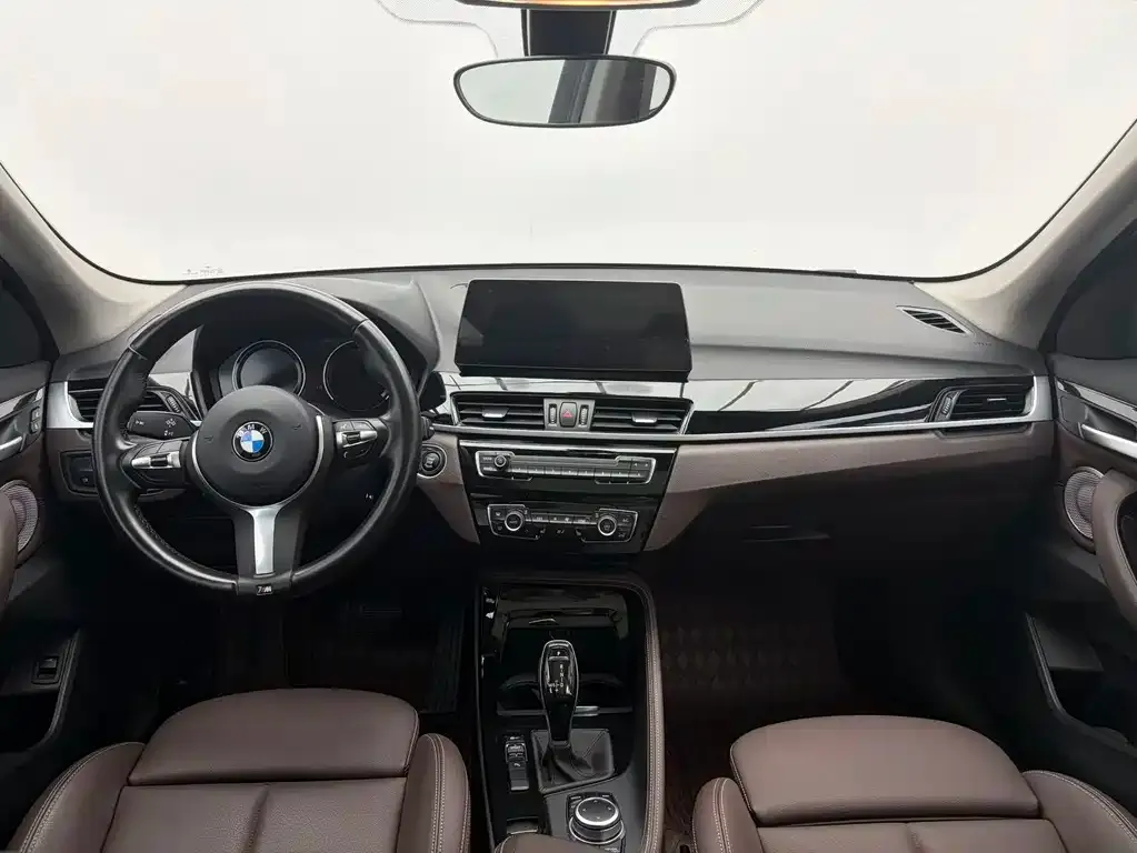 BMW X1 — фото 10