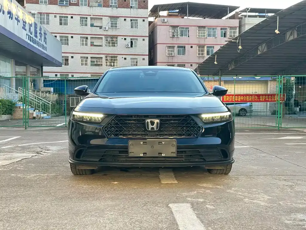 Honda Accord — фото 4