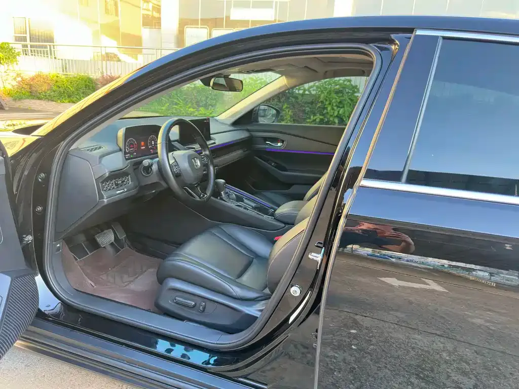 Honda Accord — фото 2