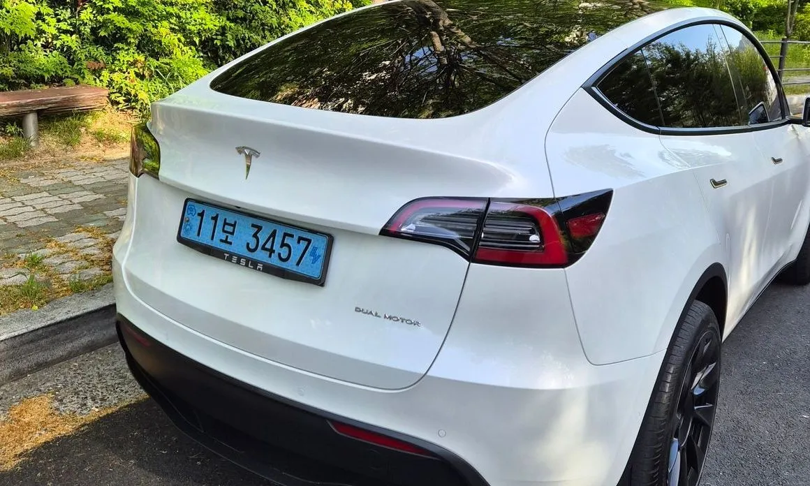 Tesla Model Y — фото 7