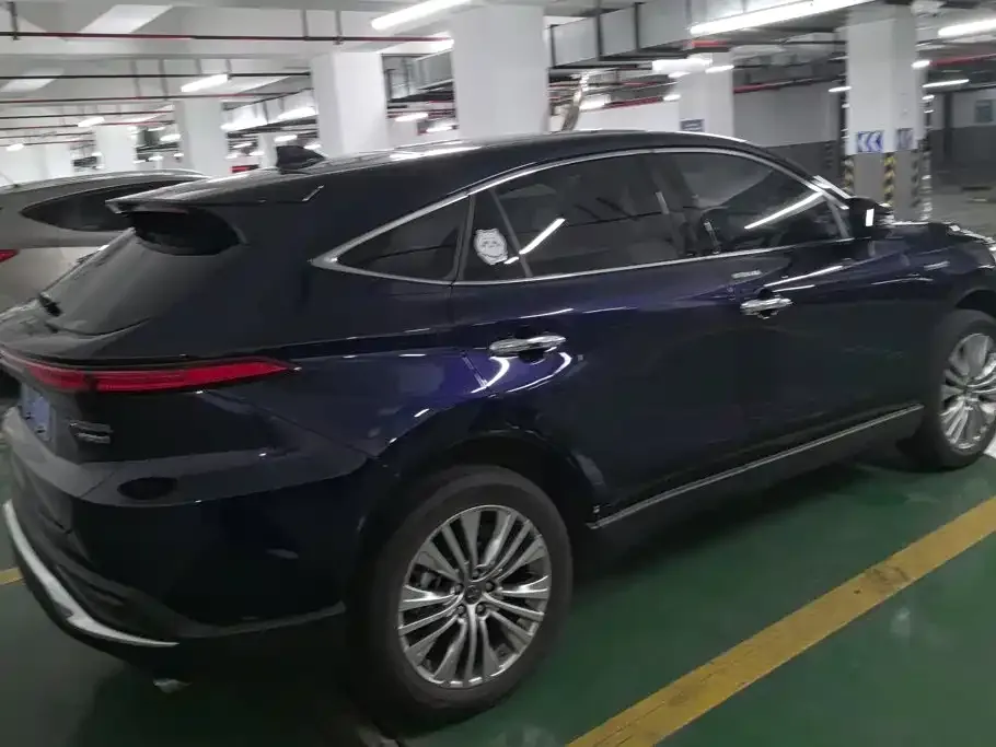 Toyota Harrier — фото 5