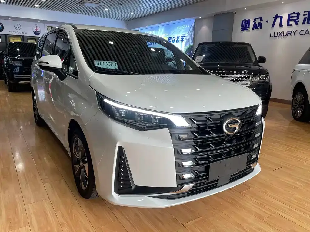 GAC Motor Trumpchi M6 — фото 9