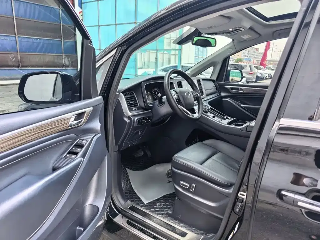 GAC Motor Trumpchi M8 — фото 6
