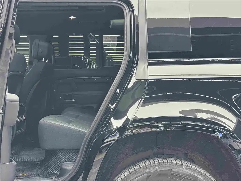 Land Rover Defender — фото 9