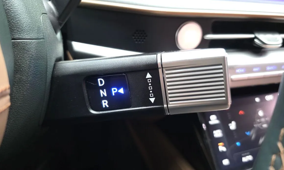 Hyundai Grandeur 2023 из KR, фото 6