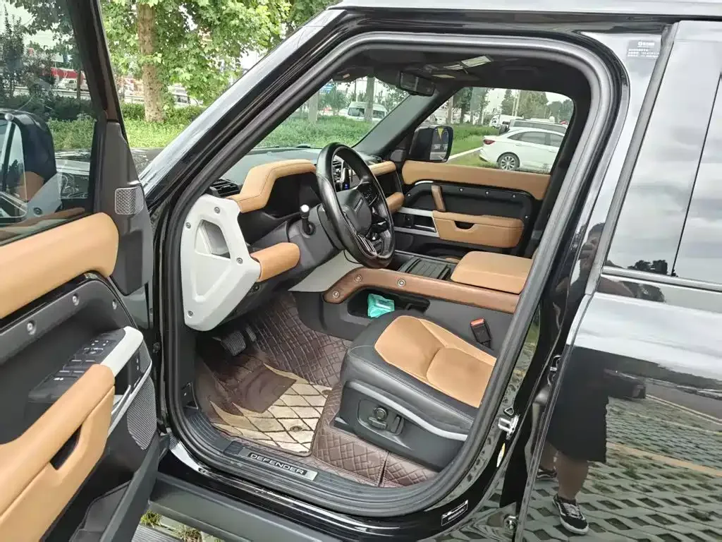 Land Rover Defender — фото 3