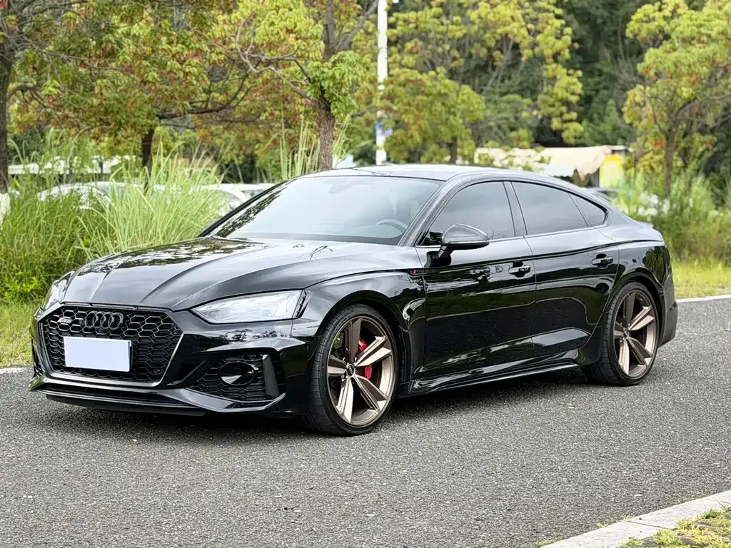 Audi RS 5 — фото 1