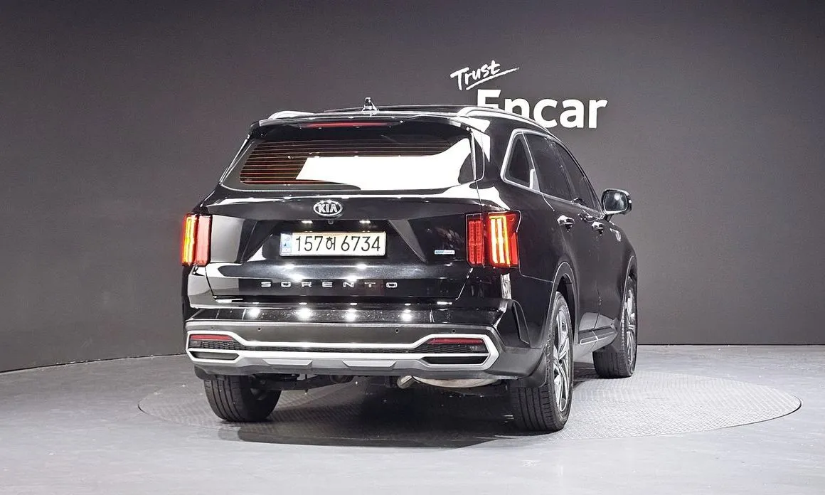 Kia Sorento — фото 6