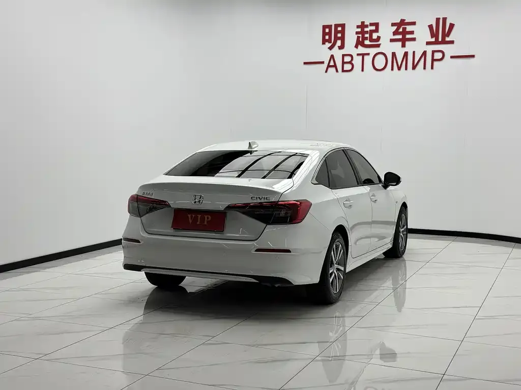 Honda Civic — фото 8