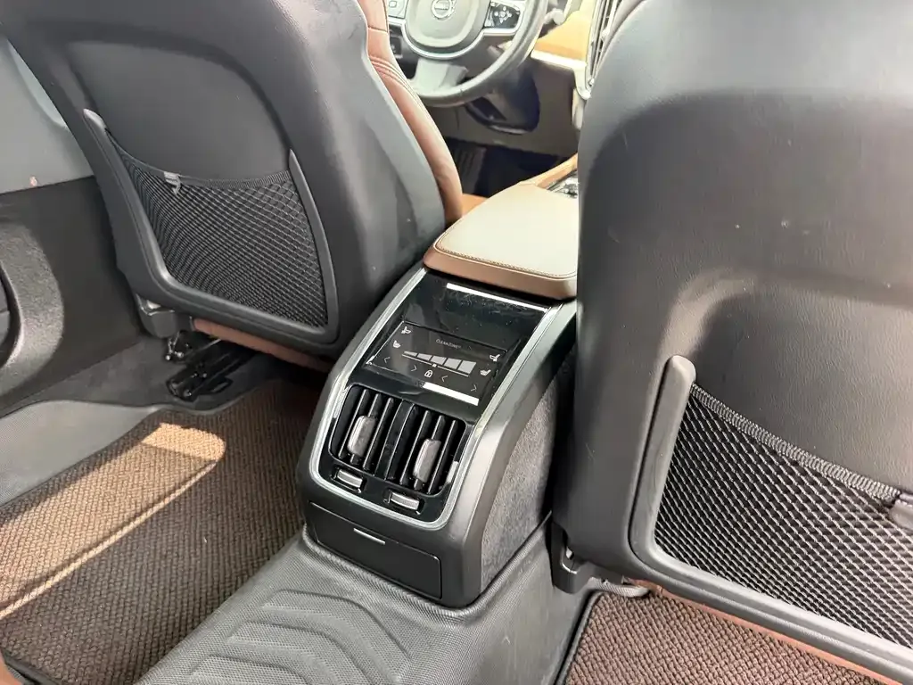 Volvo S90 — фото 8