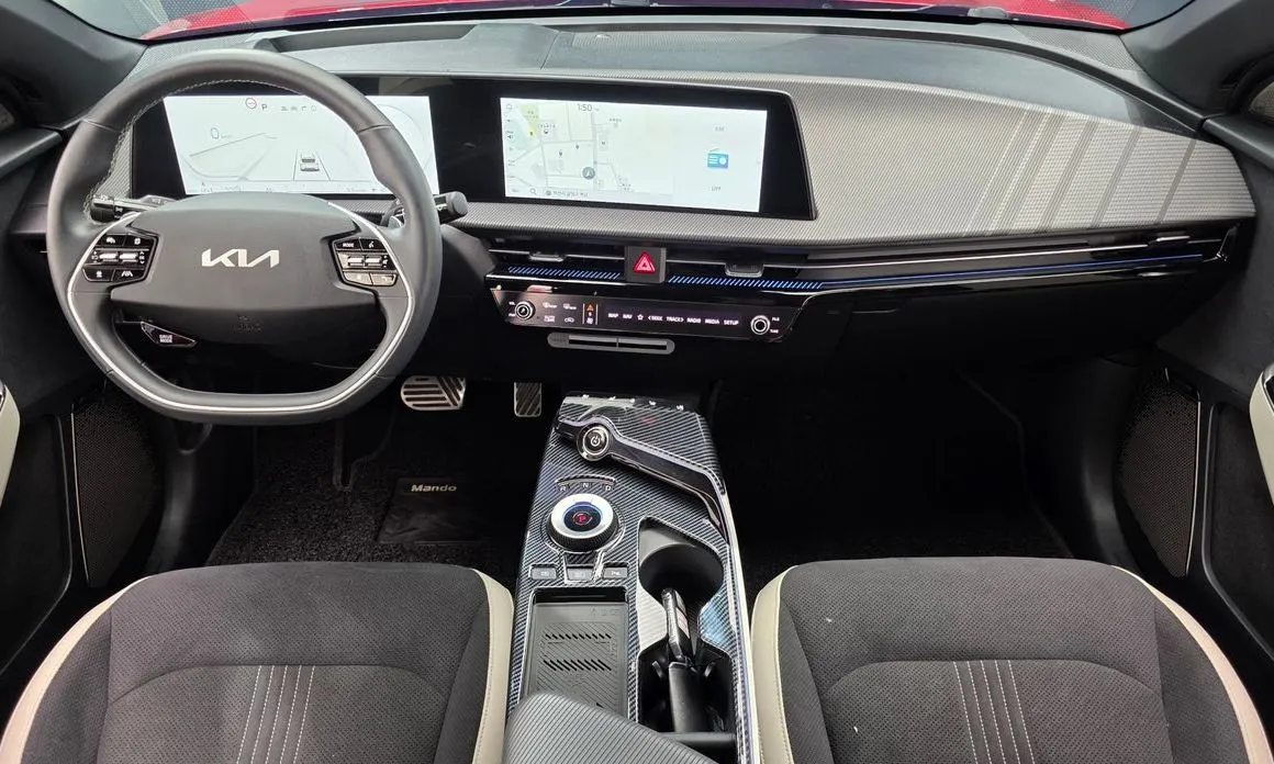 Kia EV6 — фото 8