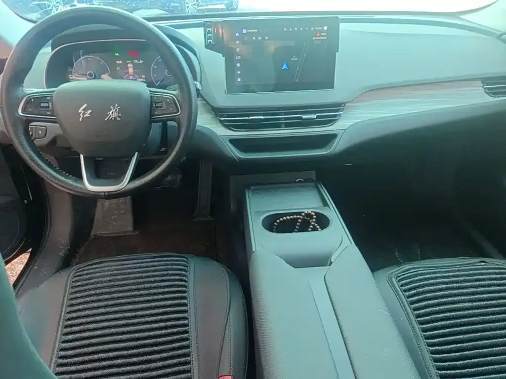 Hongqi E-QM5 — фото 3