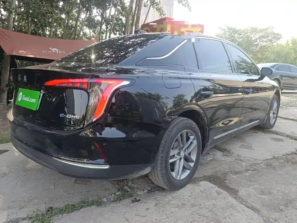 Hongqi E-QM5 — фото 7