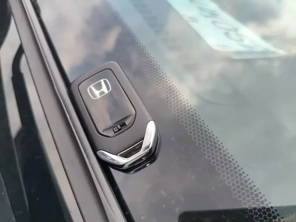 Honda Accord — фото 2