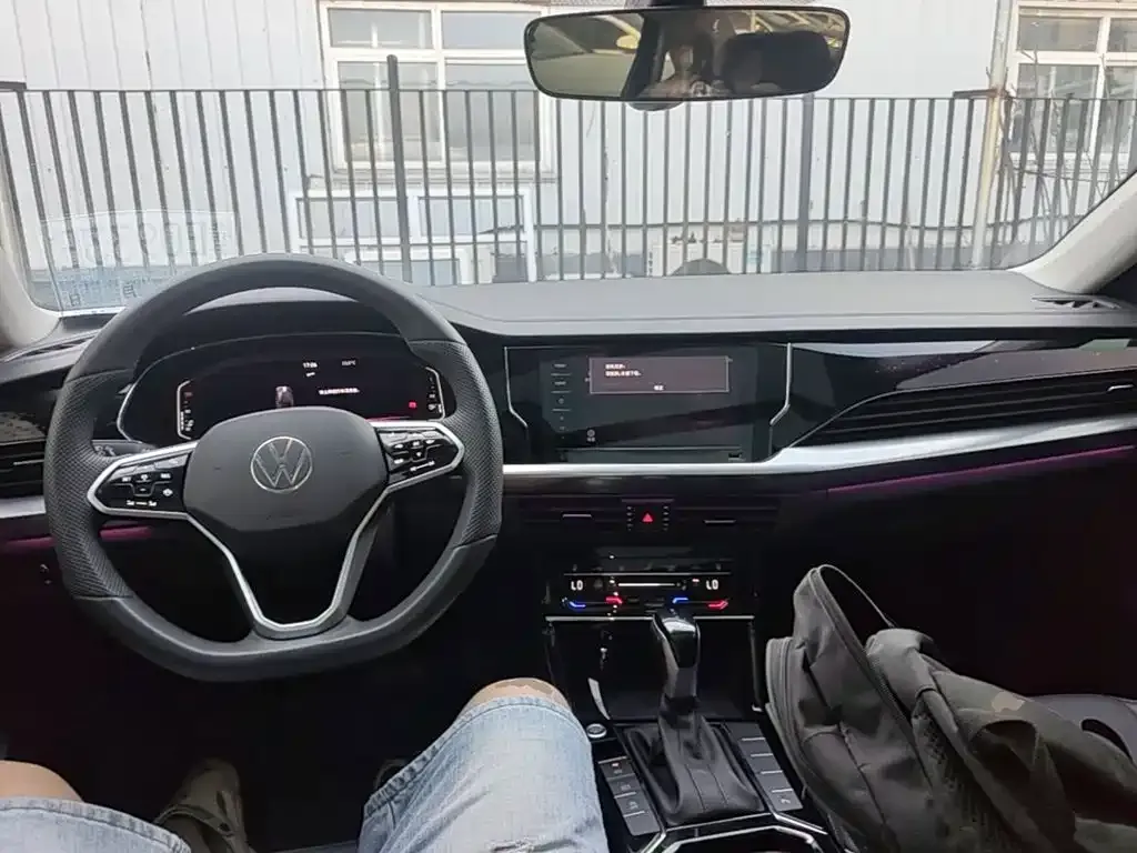 Volkswagen Passat — фото 10
