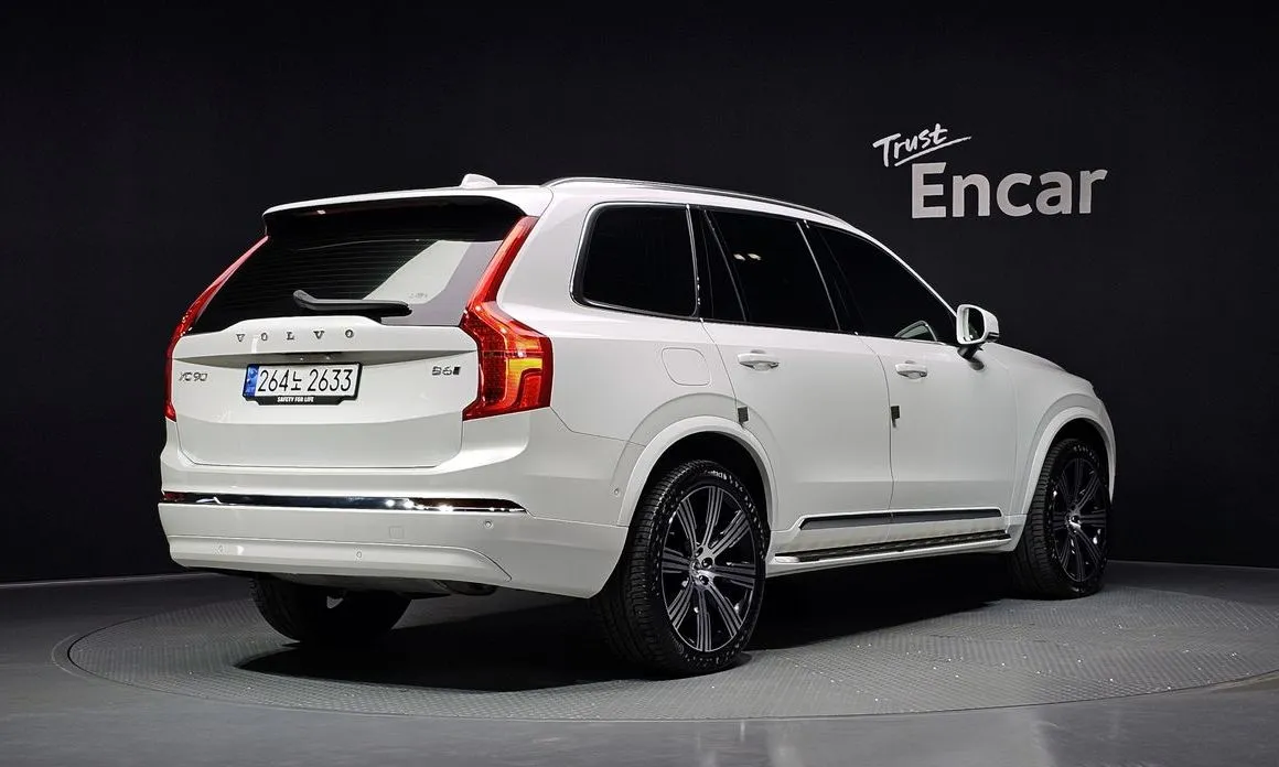 Volvo XC90 — фото 4