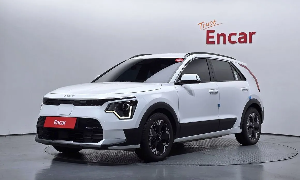 Kia Niro — фото 1