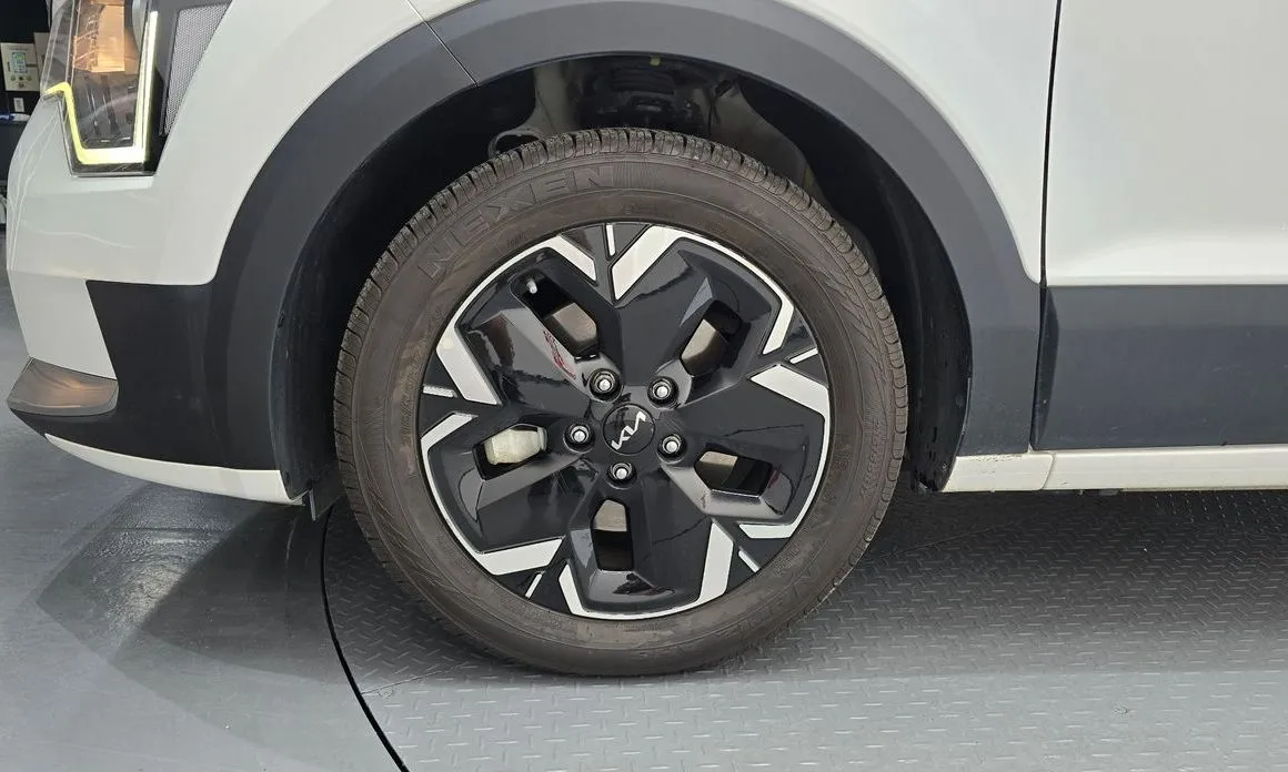 Kia Niro — фото 10