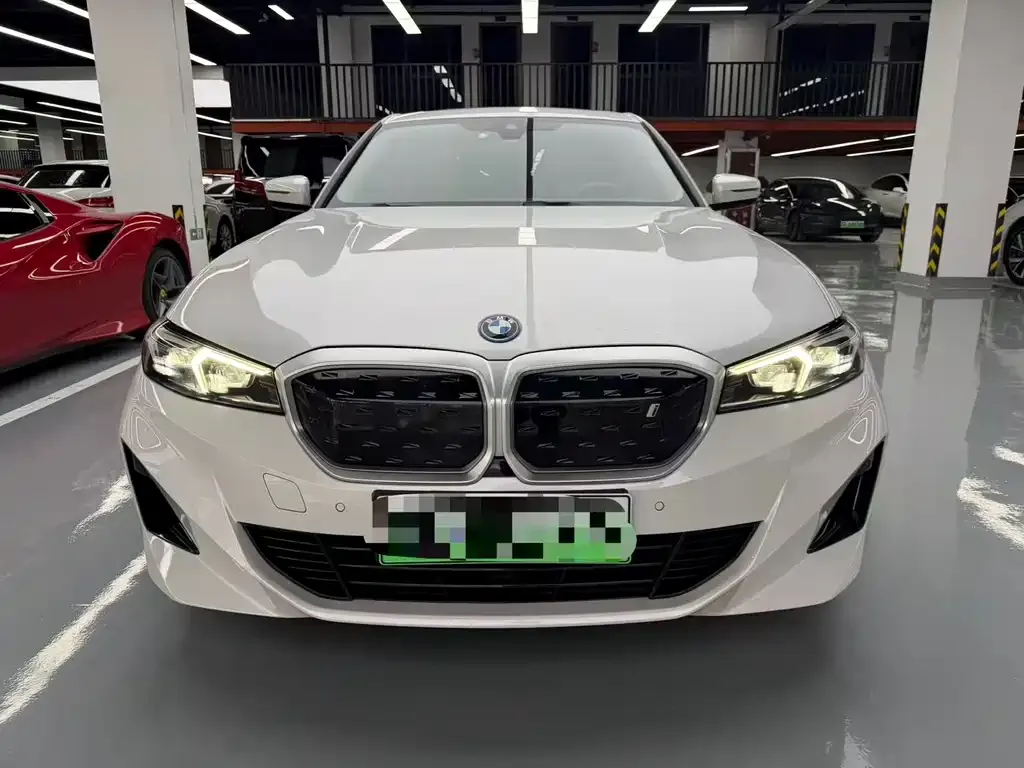 BMW i3 2024 из CN, фото 7