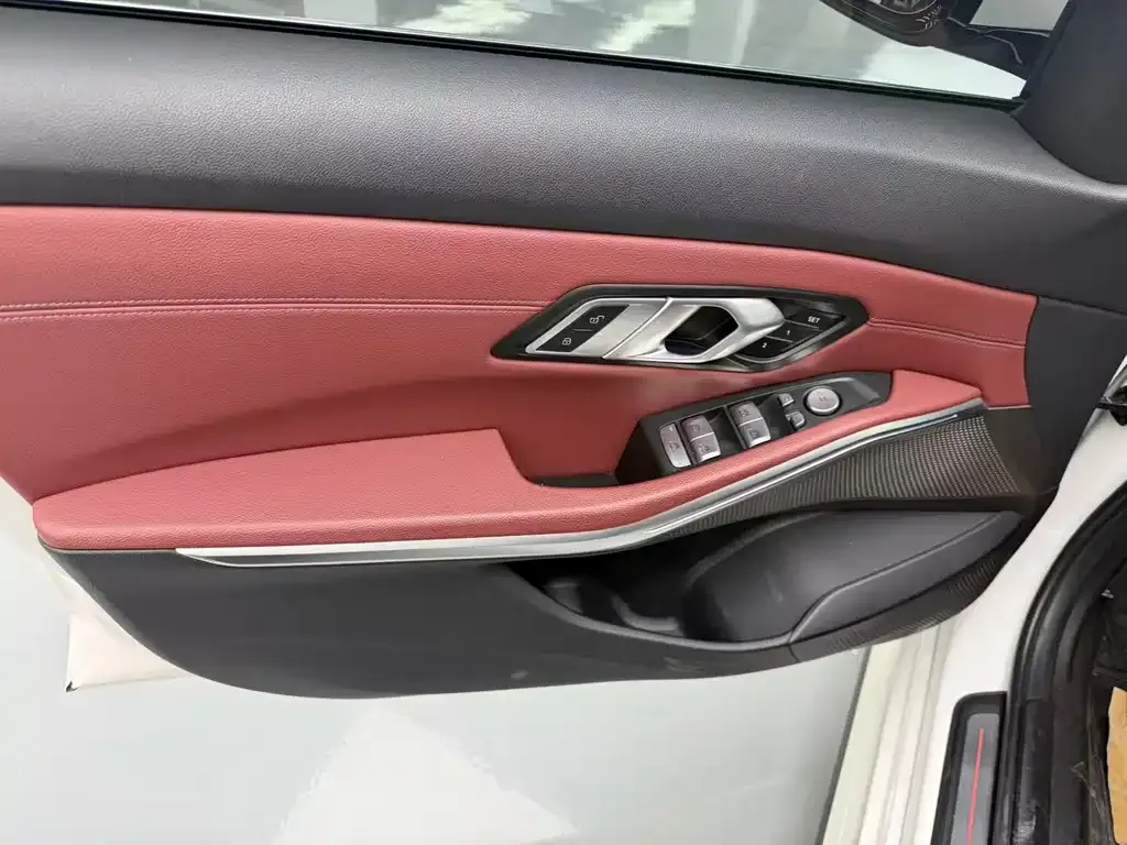 BMW i3 2024 из CN, фото 3