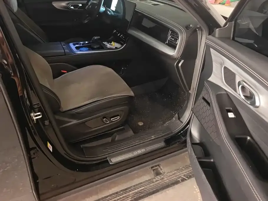 GAC Motor Trumpchi GS8 — фото 4