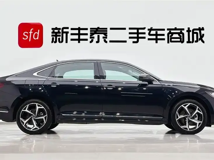 Volkswagen Passat — фото 3