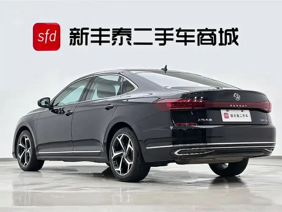 Volkswagen Passat — фото 7