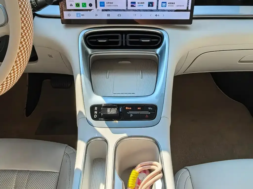 Geely Starburst — фото 2