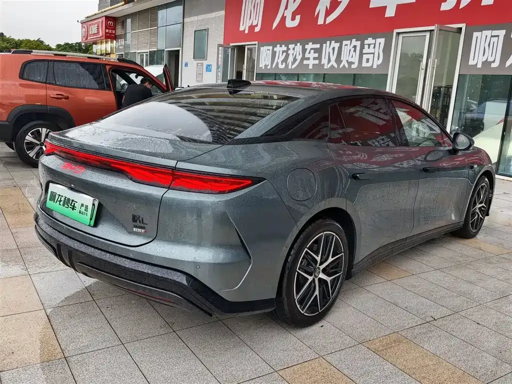 BYD Han L — фото 8