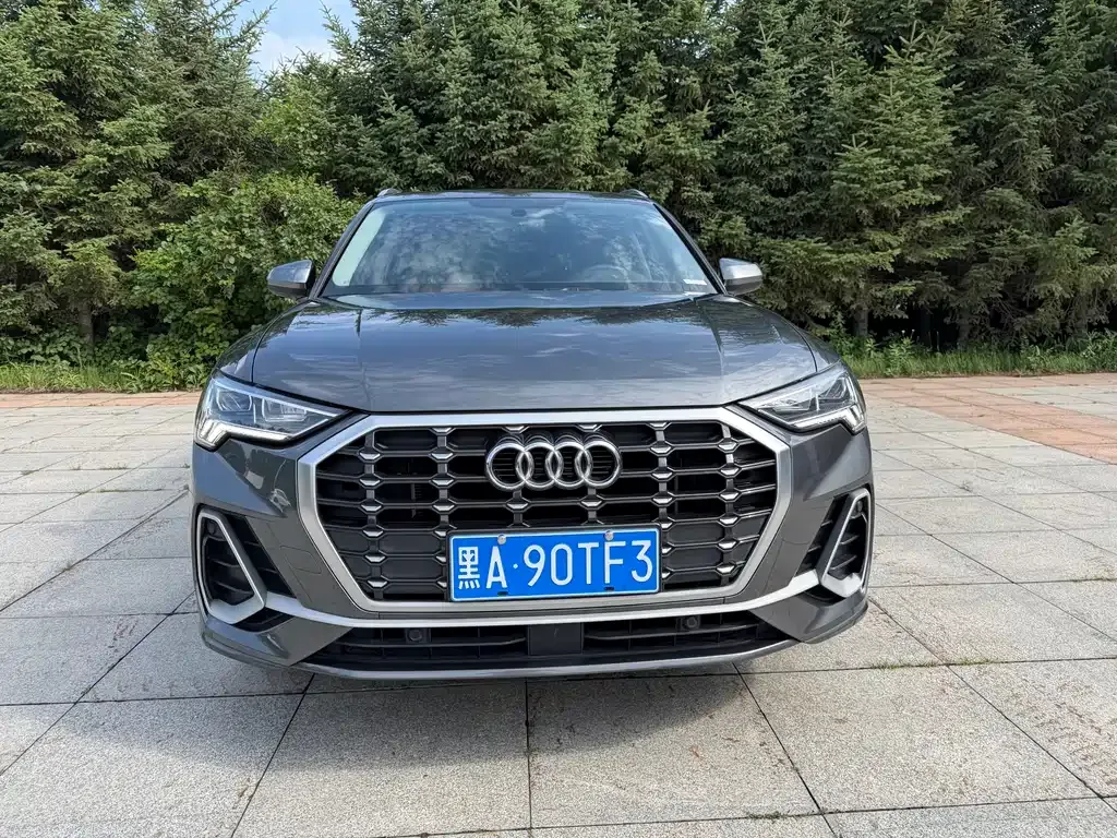 Audi Q3 — фото 10