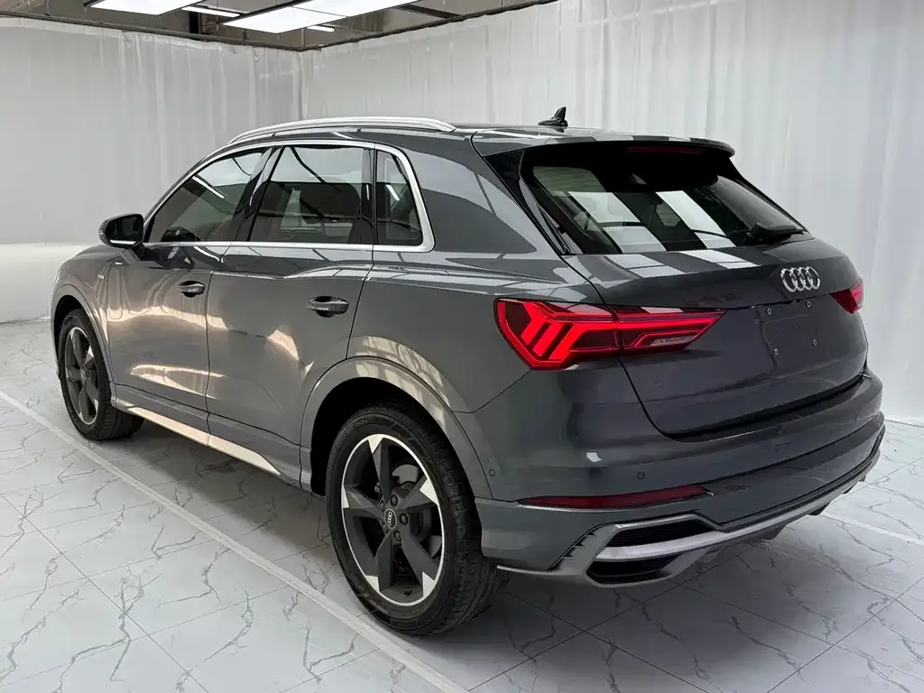 Audi Q3 — фото 5