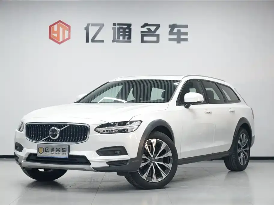 Volvo V90 — фото 1